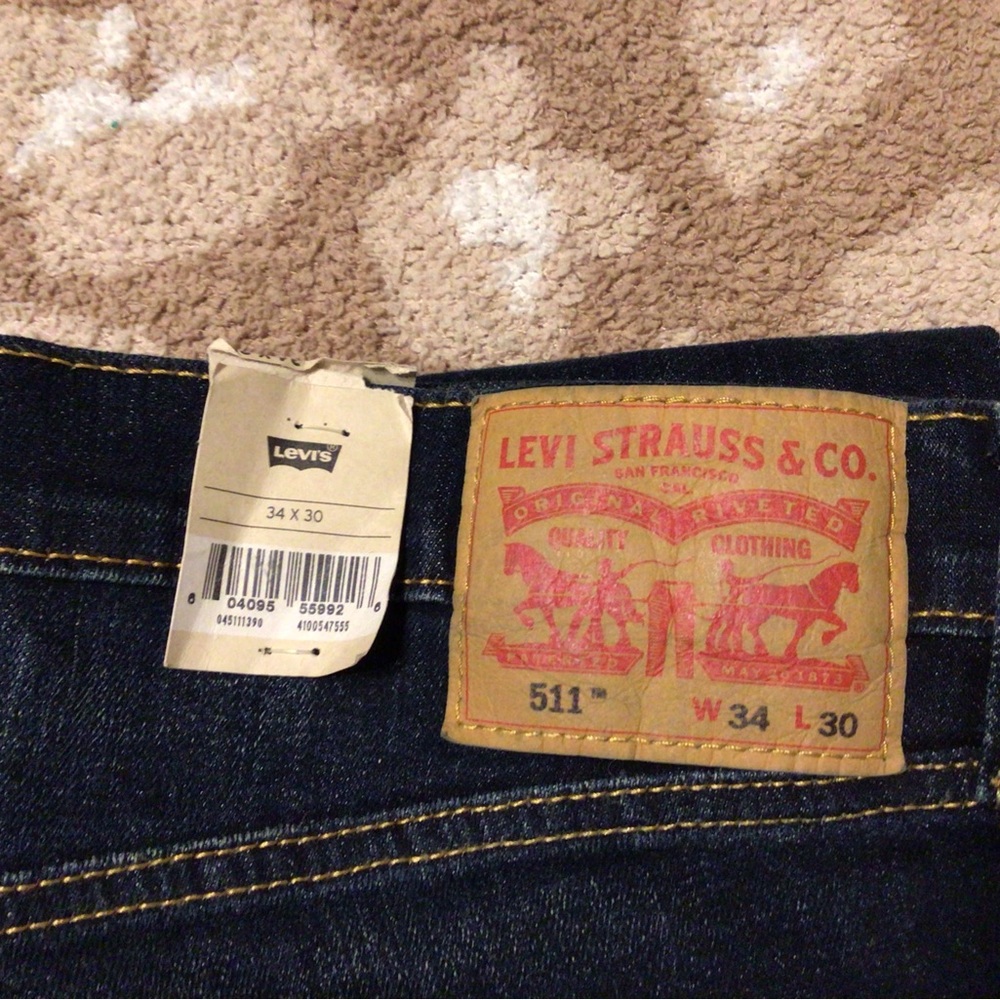 Levi Strauss & Co 511 Jeans, size 34 x 30, Dark Blue